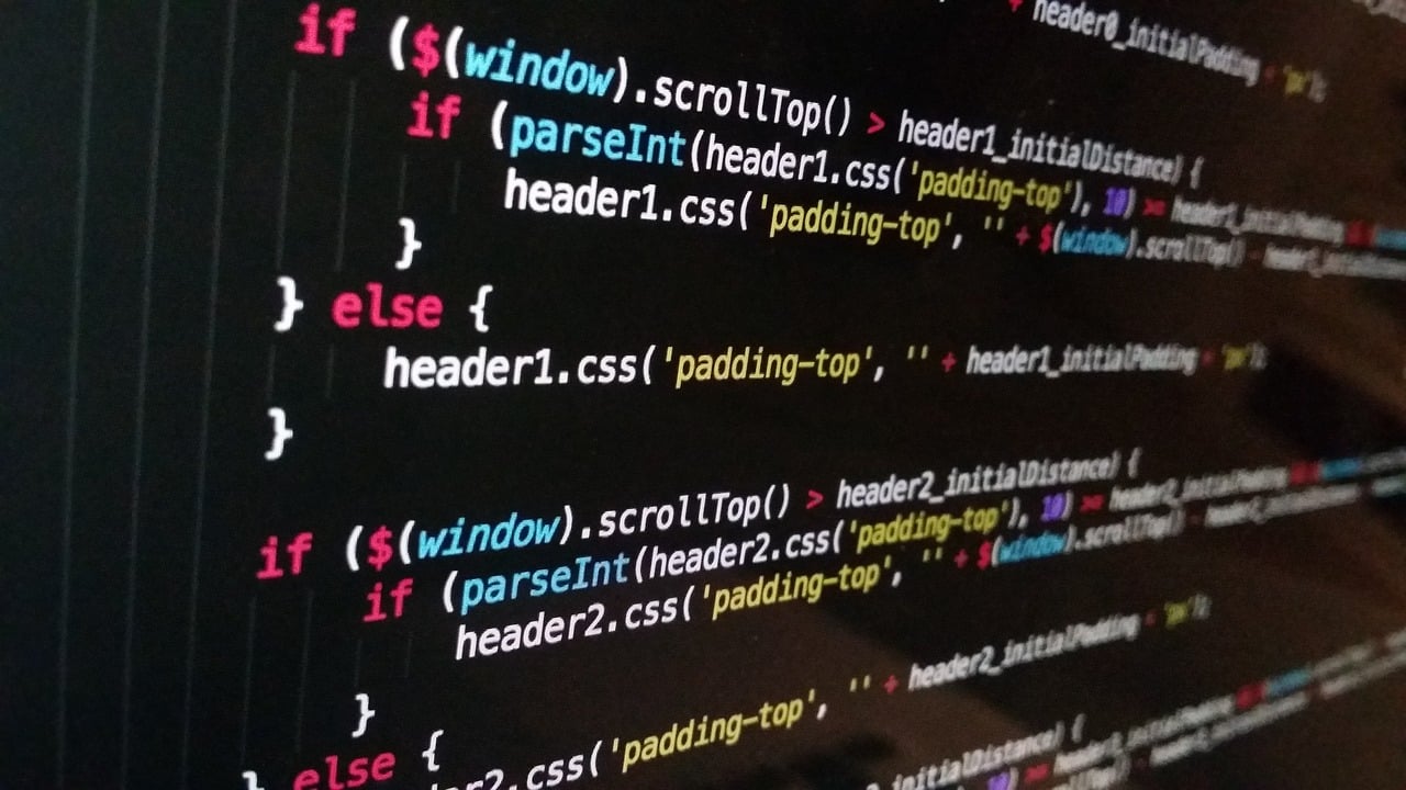No-code ou développeur web : quelle solution choisir pour créer son site ?