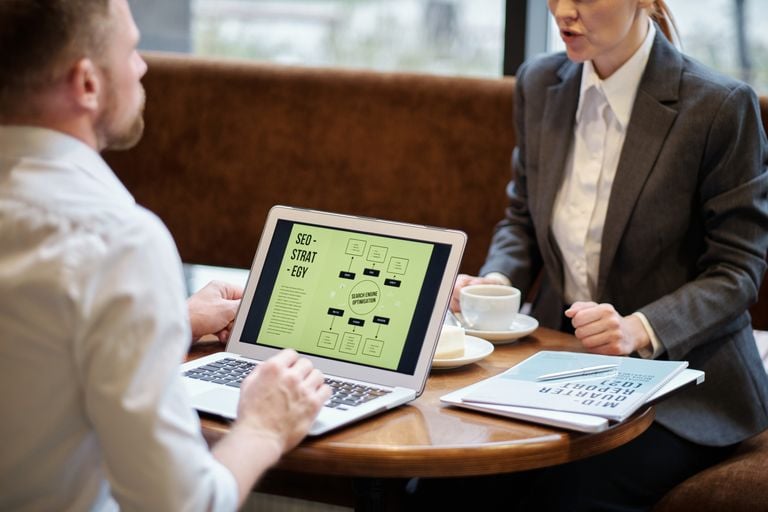 How an SEO Expert Uses Evidence to Strengthen Commercial Pages